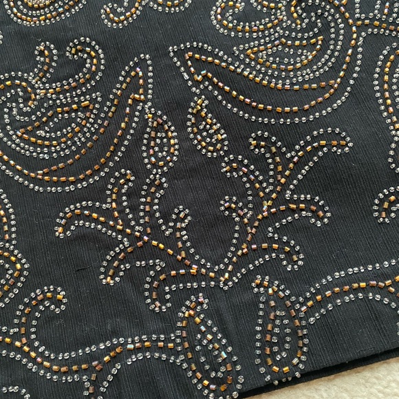 Beautiful Skirt - Picture 4 of 8